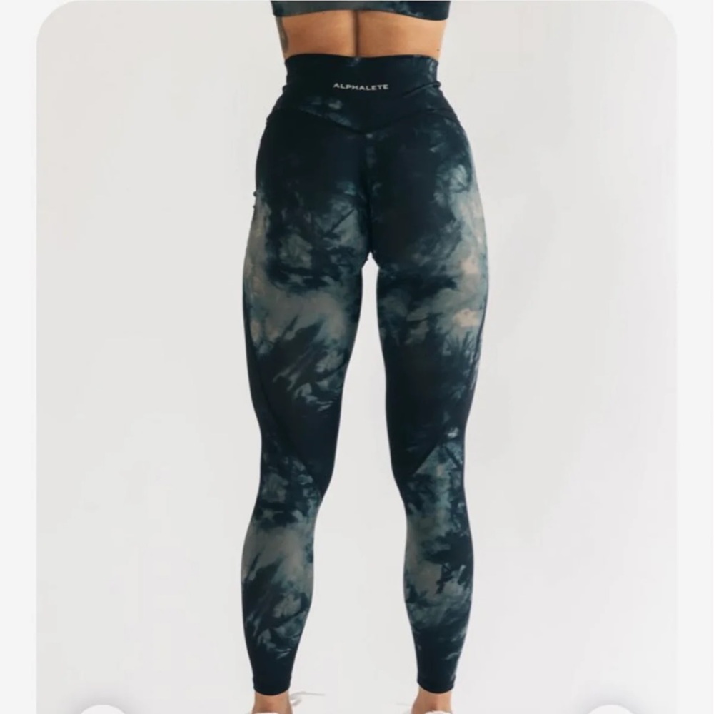 Alphalete Surface Power Leggings